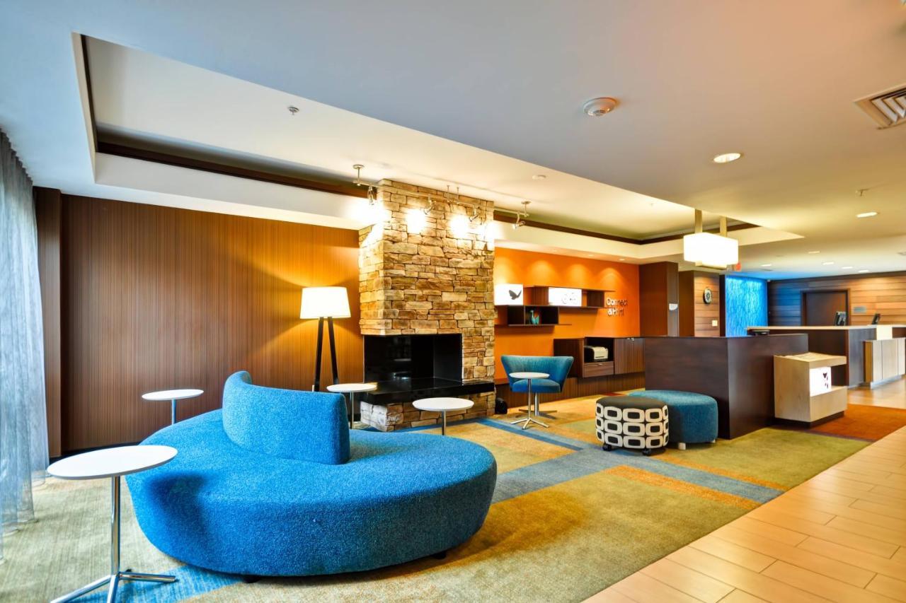 Fairfield Inn & Suites Dallas Medical/Market Center Экстерьер фото