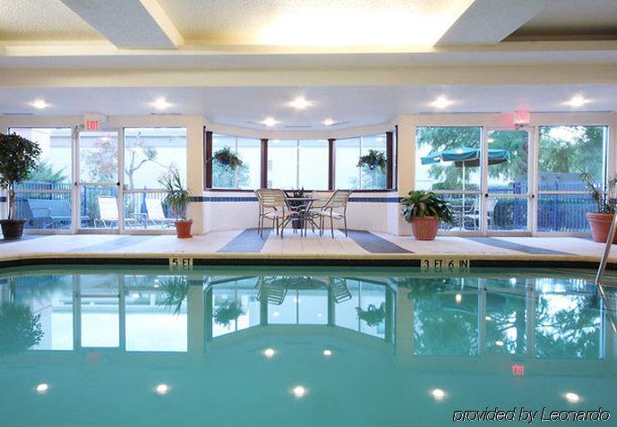 Fairfield Inn & Suites Dallas Medical/Market Center Экстерьер фото